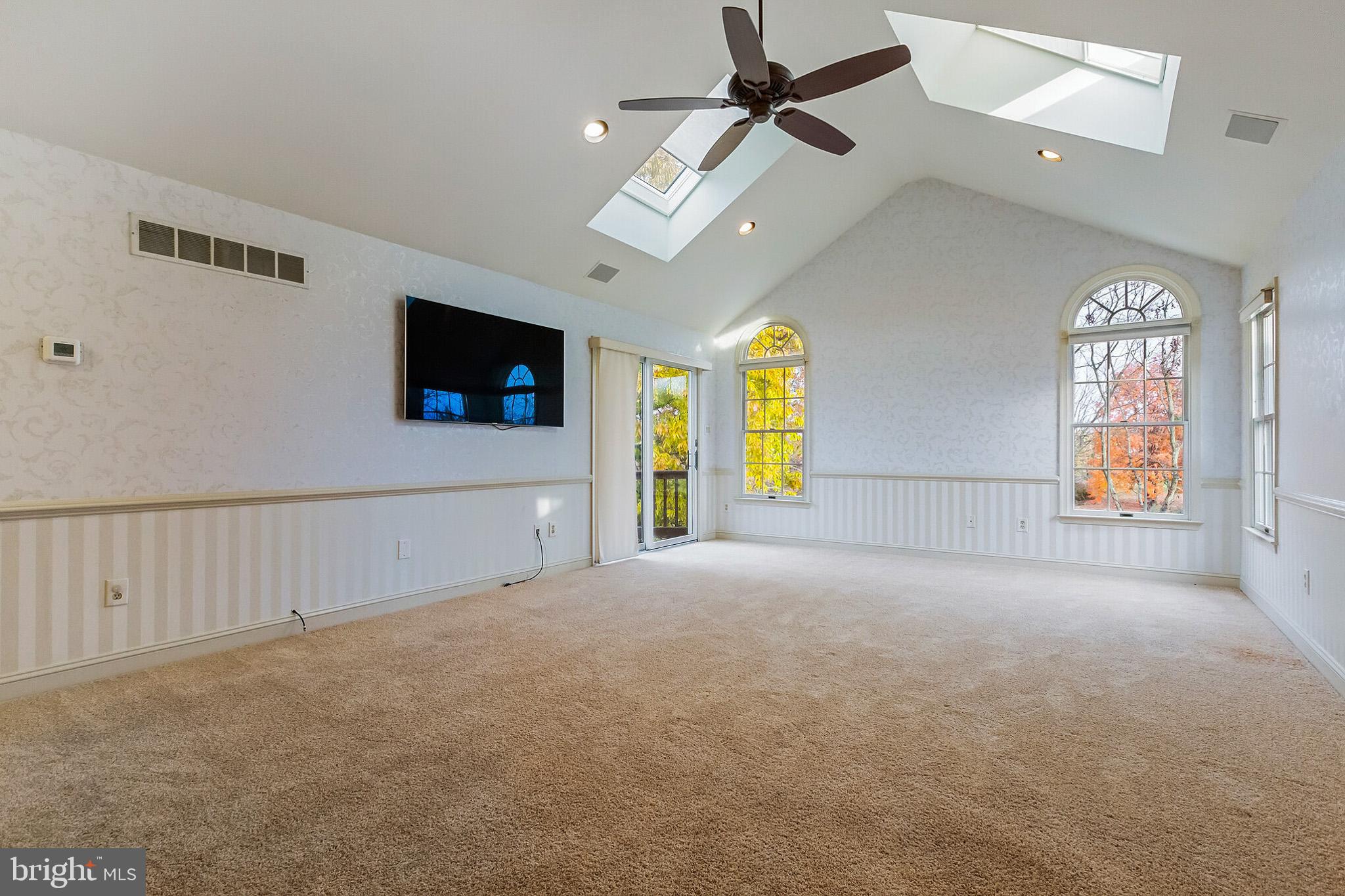 702 Commonwealth Drive Moorestown, NJ 08057 - Photo 16 of 33