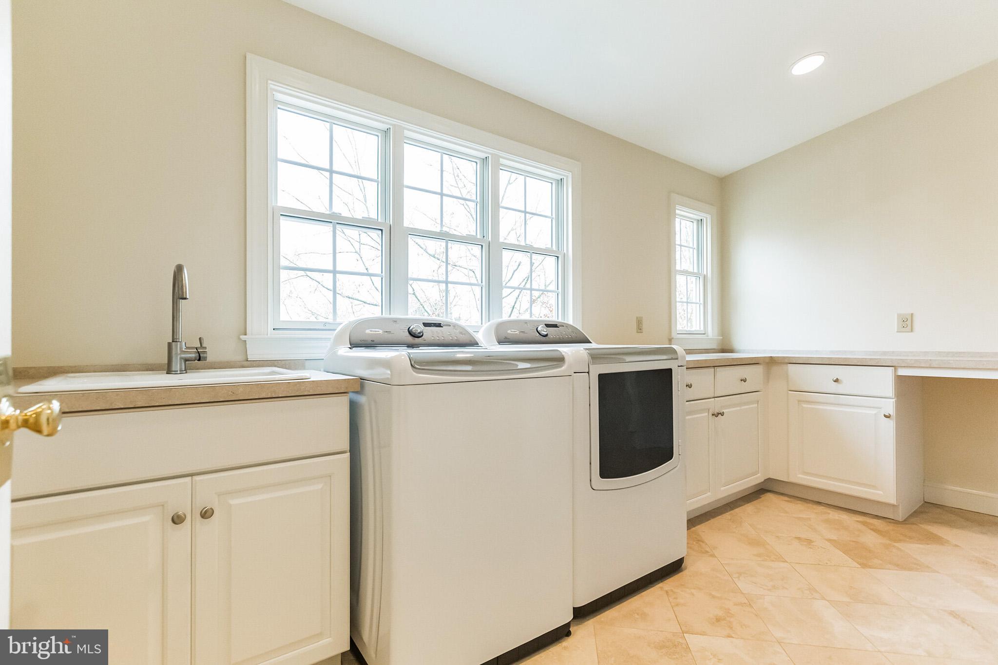 702 Commonwealth Drive Moorestown, NJ 08057 - Photo 21 of 33