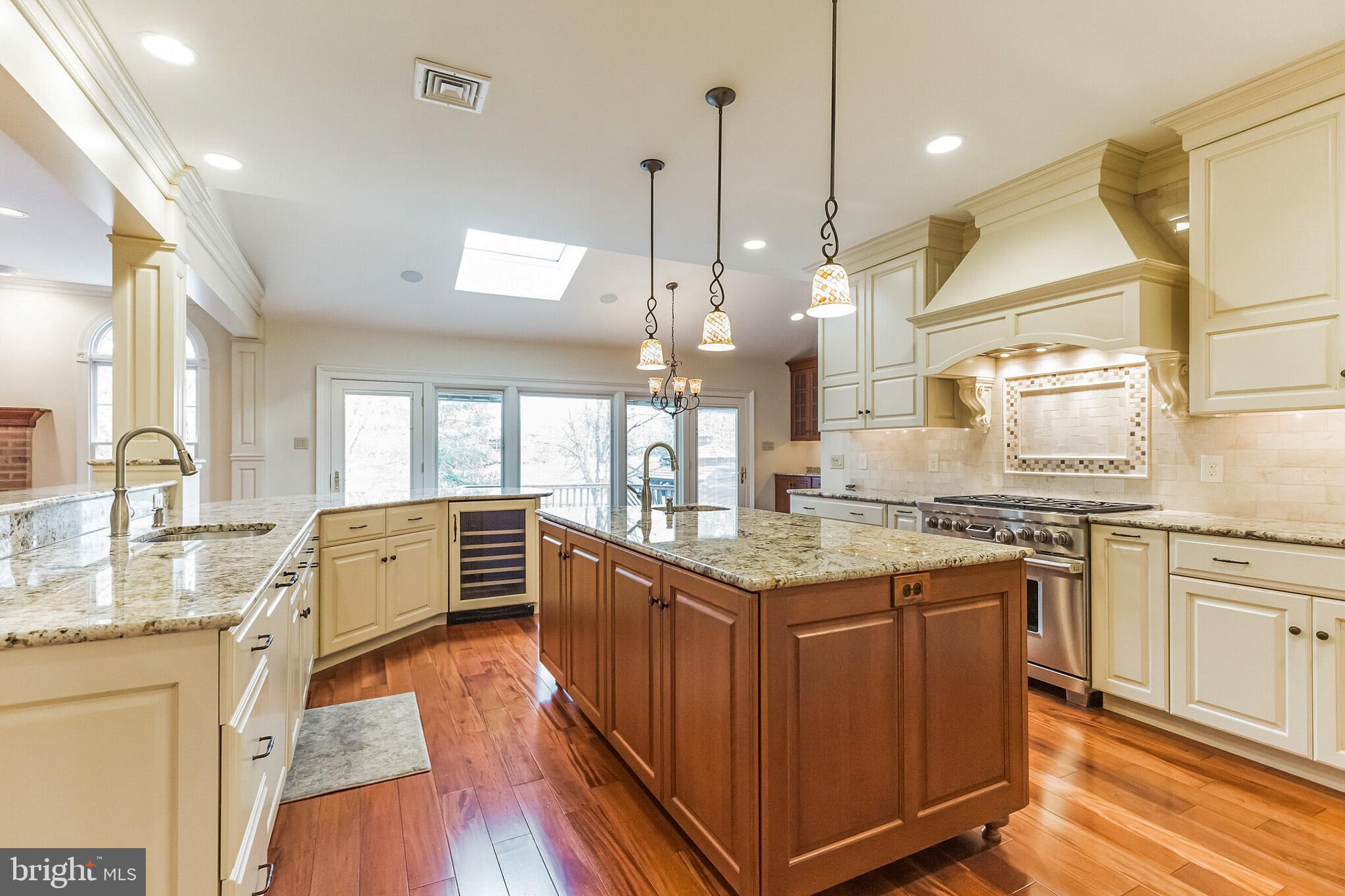 702 Commonwealth Drive Moorestown, NJ 08057 - Photo 8 of 33