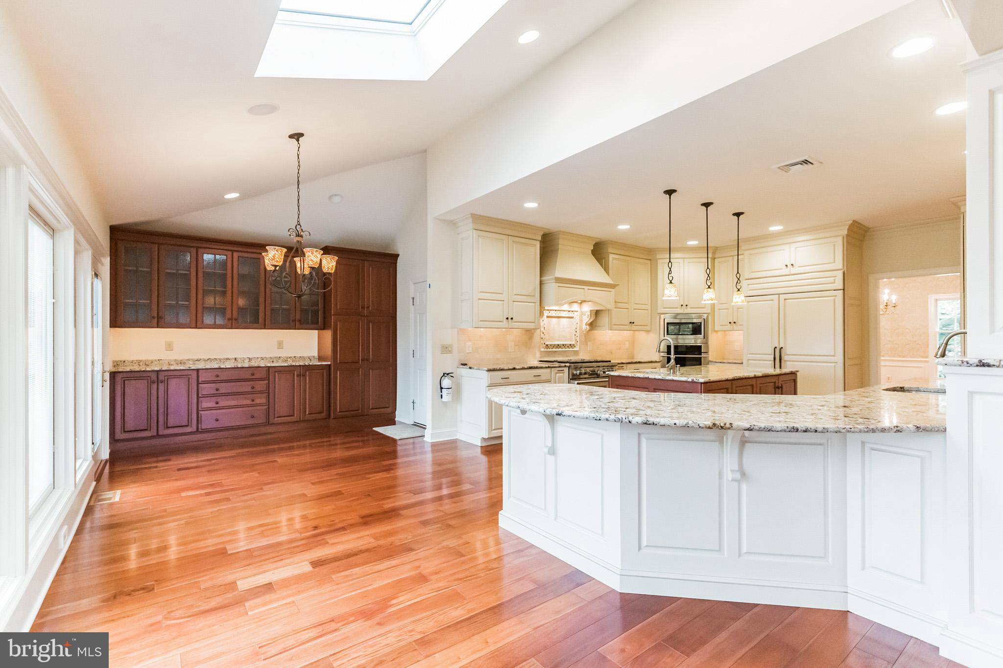 702 Commonwealth Drive Moorestown, NJ 08057 - Photo 9 of 33