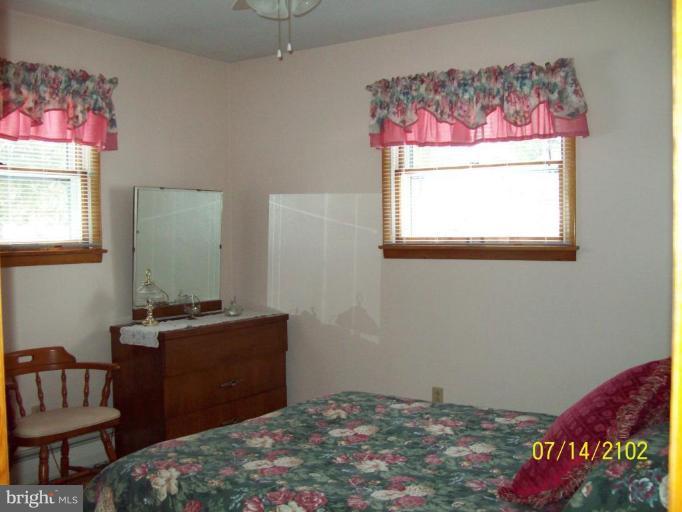 1480 Brechbill Road Chambersburg, PA 17202 - Photo 7 of 9 Bedroom #2