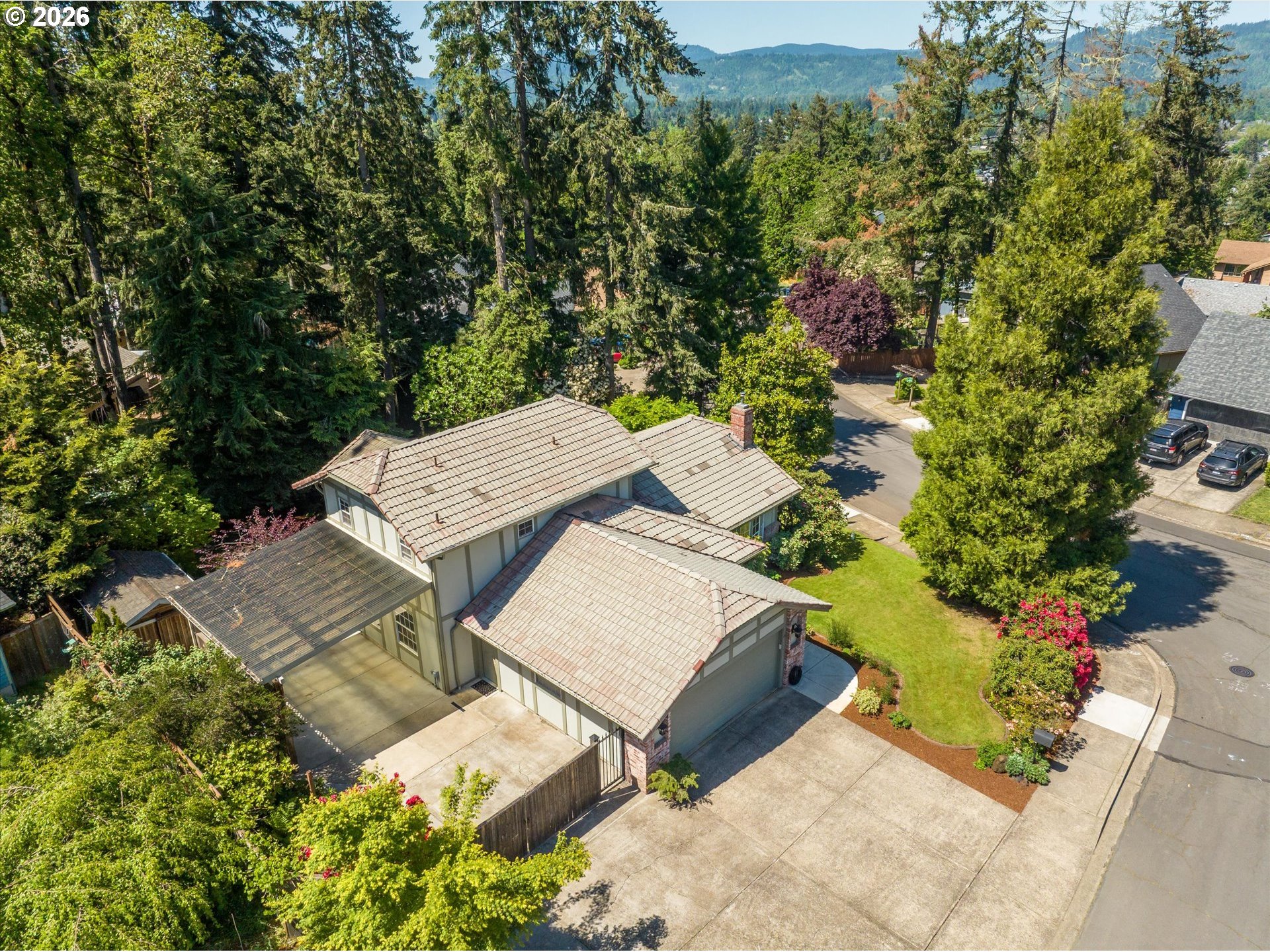 508 Cascade Drive Springfield, OR 97478 - Photo 40 of 45 Drone View/UAV