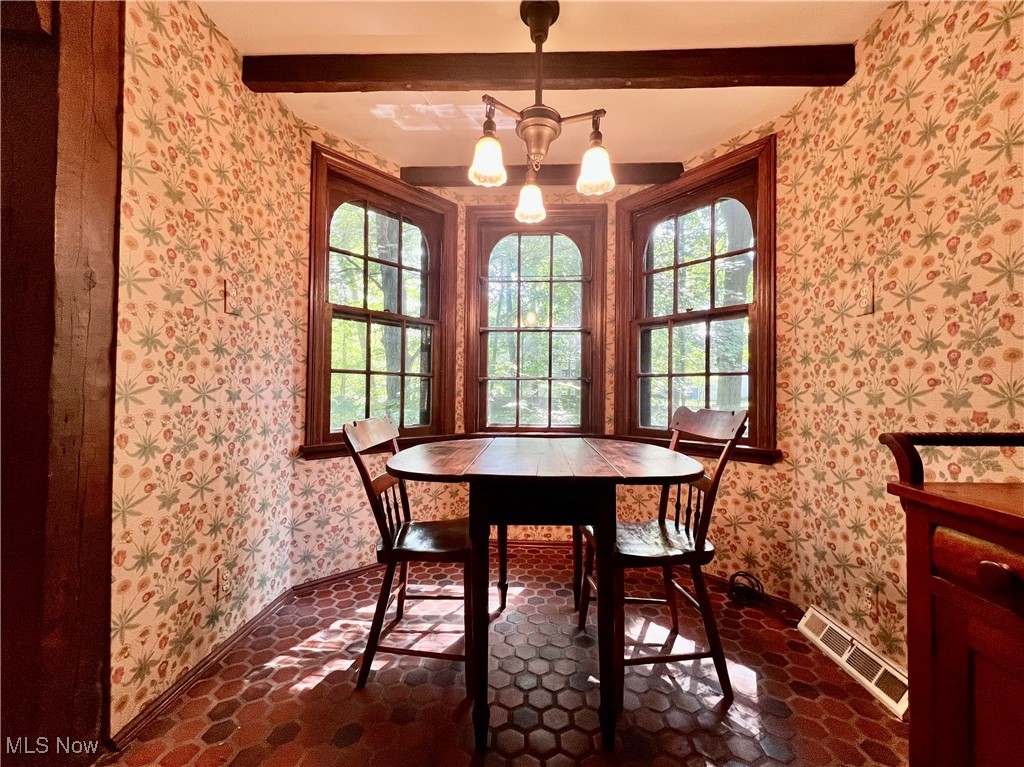 16232 Oakhill Road Cleveland, OH 44112 - Photo 11 of 34 Gallery Image 11