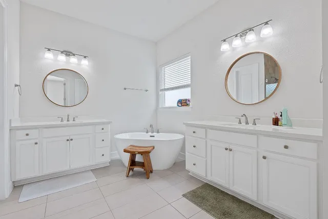 $5,200 | 104 Majestic Arroyo Way, Lakeway, TX 78738