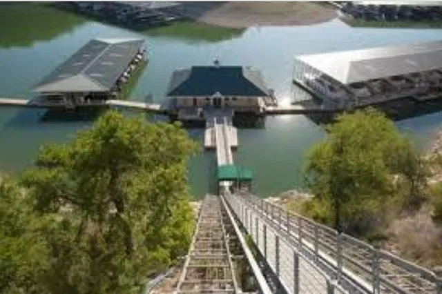 $5,000 | 104 Majestic Arroyo Way, Lakeway, TX 78738