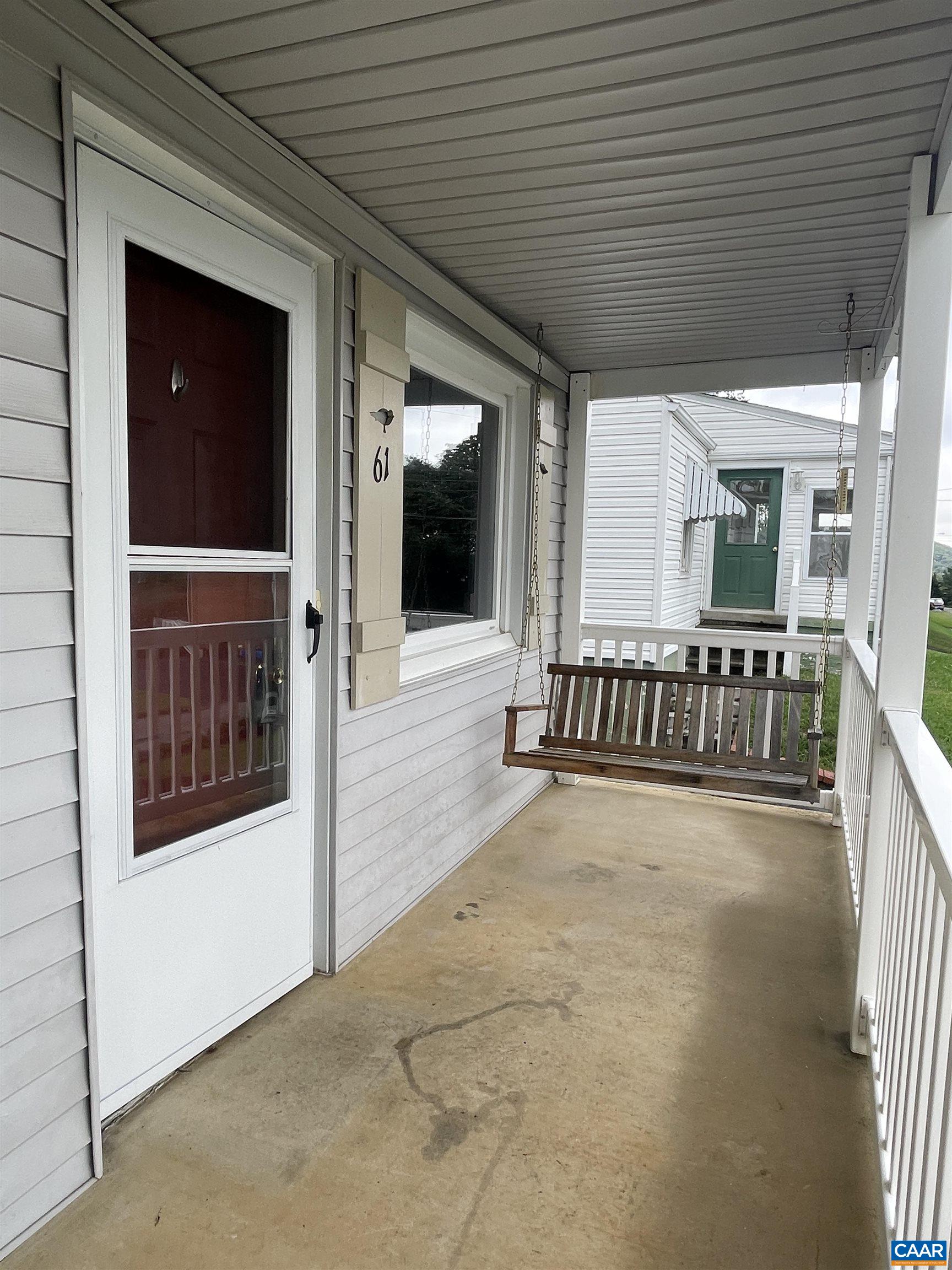 61 Montgomery Road Staunton, VA 24401 - Photo 5 of 72 Gallery Image 5