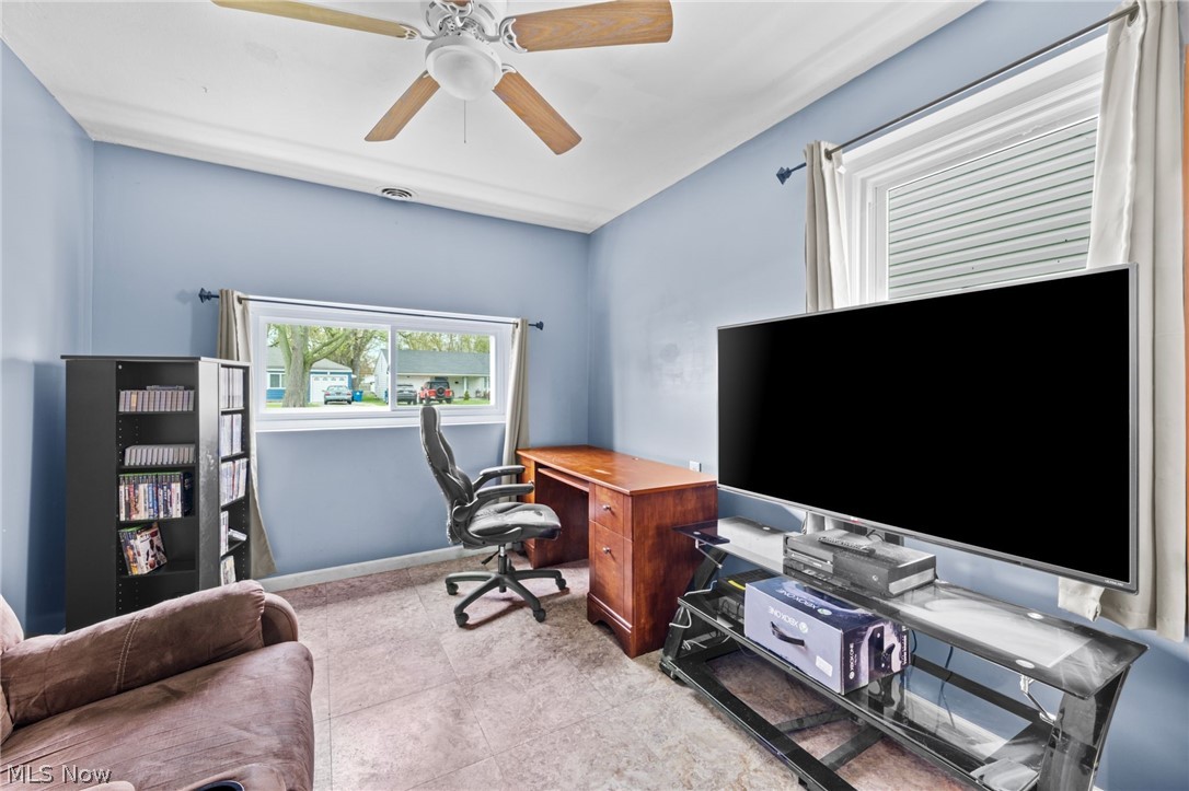 764 Mannering Road Eastlake, OH 44095 - Photo 22 of 30 Gallery Image 22