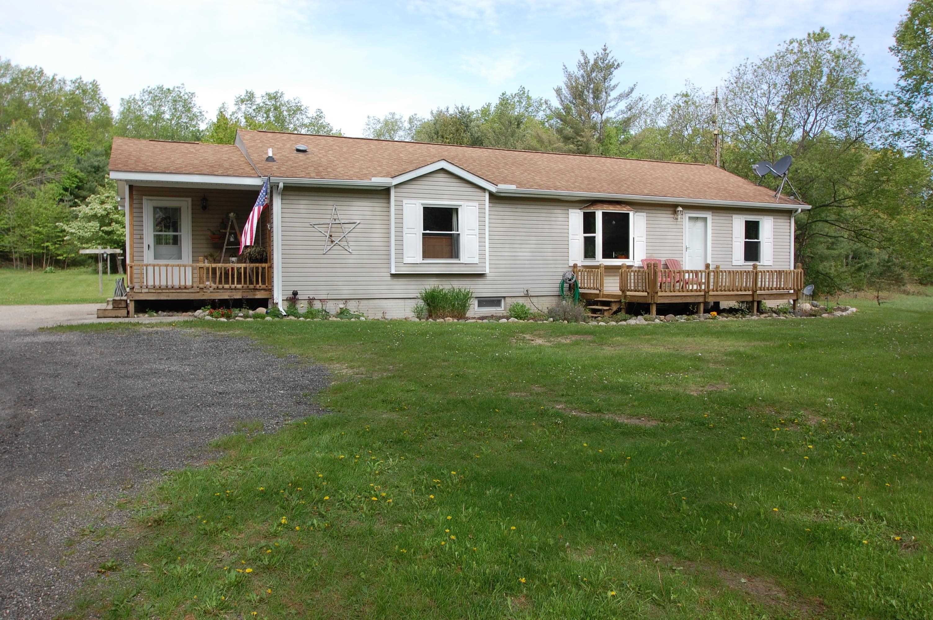 1137 Stoney Ridge Road West Branch, MI 48661 - Photo 36 of 55 1934353-7bc47651-9ce9-47df-9e23-605c2359502c.JPG