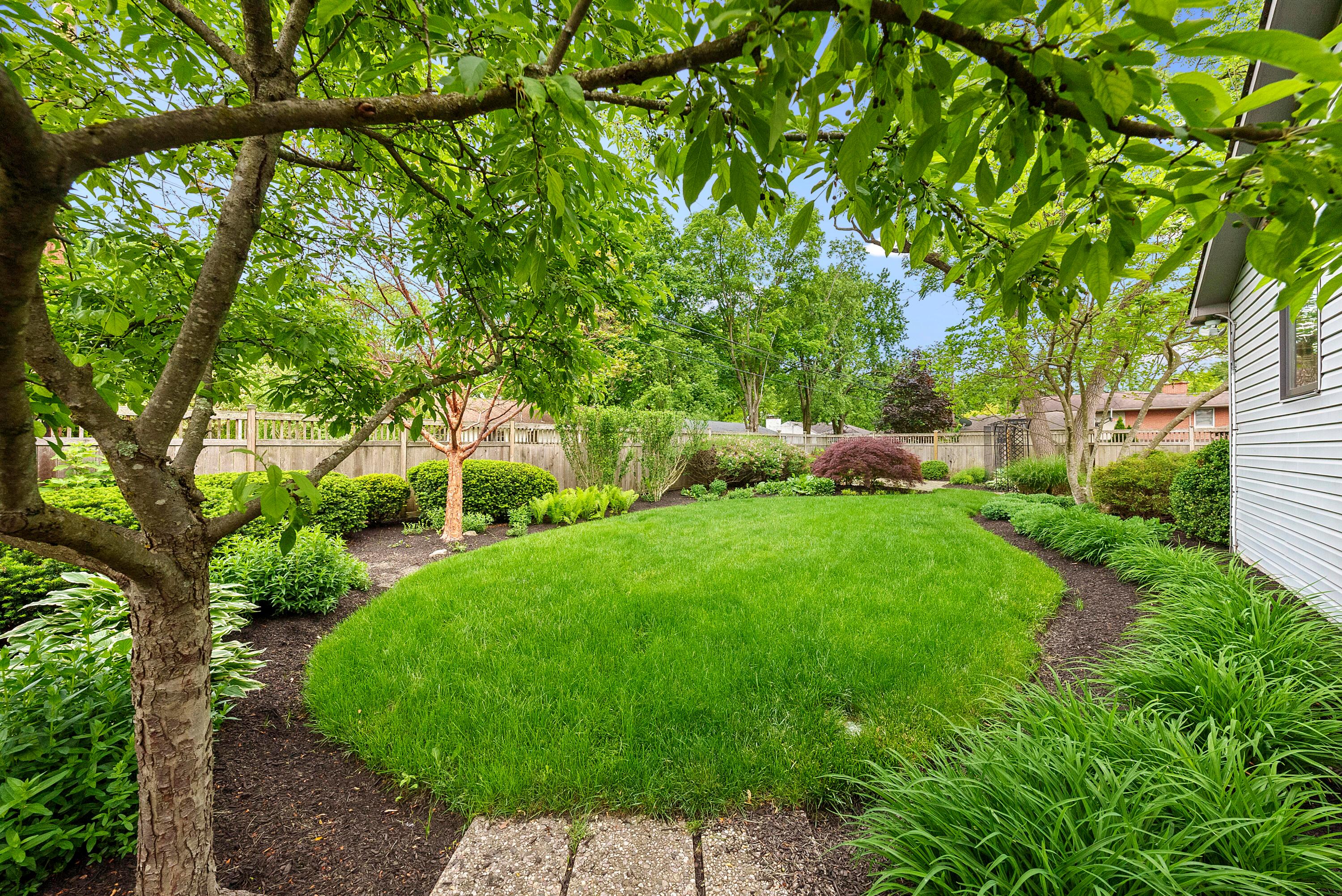 2718 Mt Holyoke Road Columbus, OH 43221 - Photo 47 of 57 DSC02866
