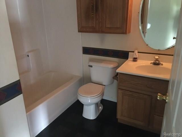 9772 Marquette Road Goodells, MI 48027 - Photo 6 of 14 image21.jpeg