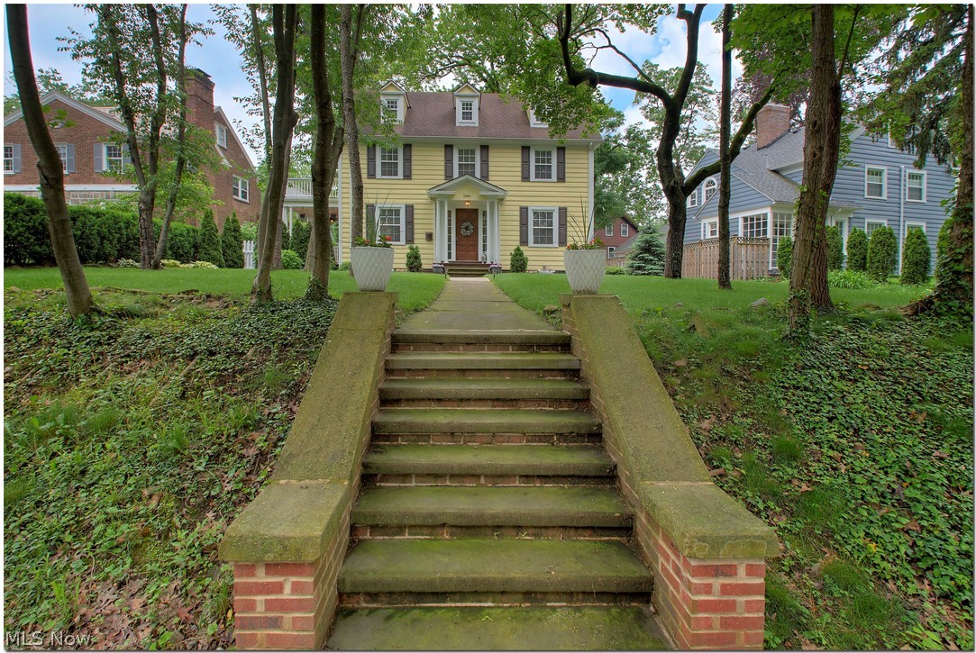 2884 Edgehill Road Cleveland, OH 44118 - Photo 35 of 35 Gallery Image 35