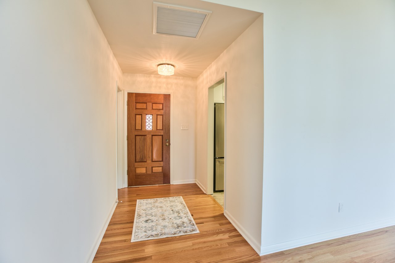 118 Ridgeland Road Tallahassee, FL 32312 - Photo 2 of 31 Gallery Image 2