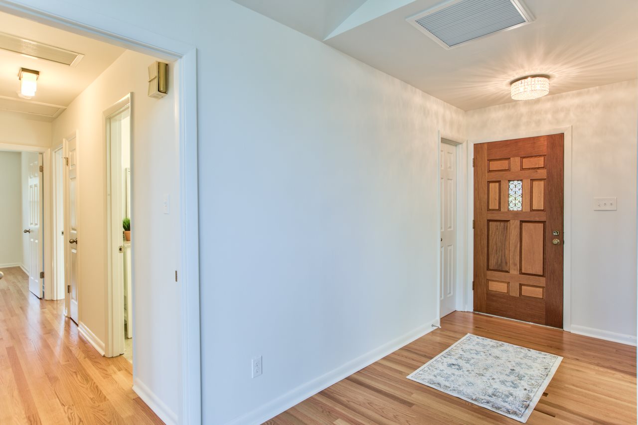 118 Ridgeland Road Tallahassee, FL 32312 - Photo 3 of 31 Gallery Image 3
