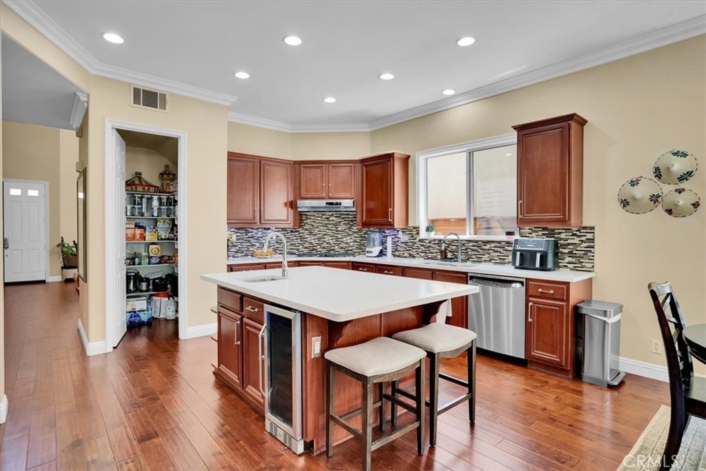 2125 Ridgeview Terrace Drive Long Beach, CA 90755 - Photo 12 of 58