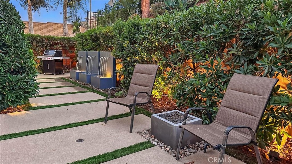 2125 Ridgeview Terrace Drive Long Beach, CA 90755 - Photo 25 of 58