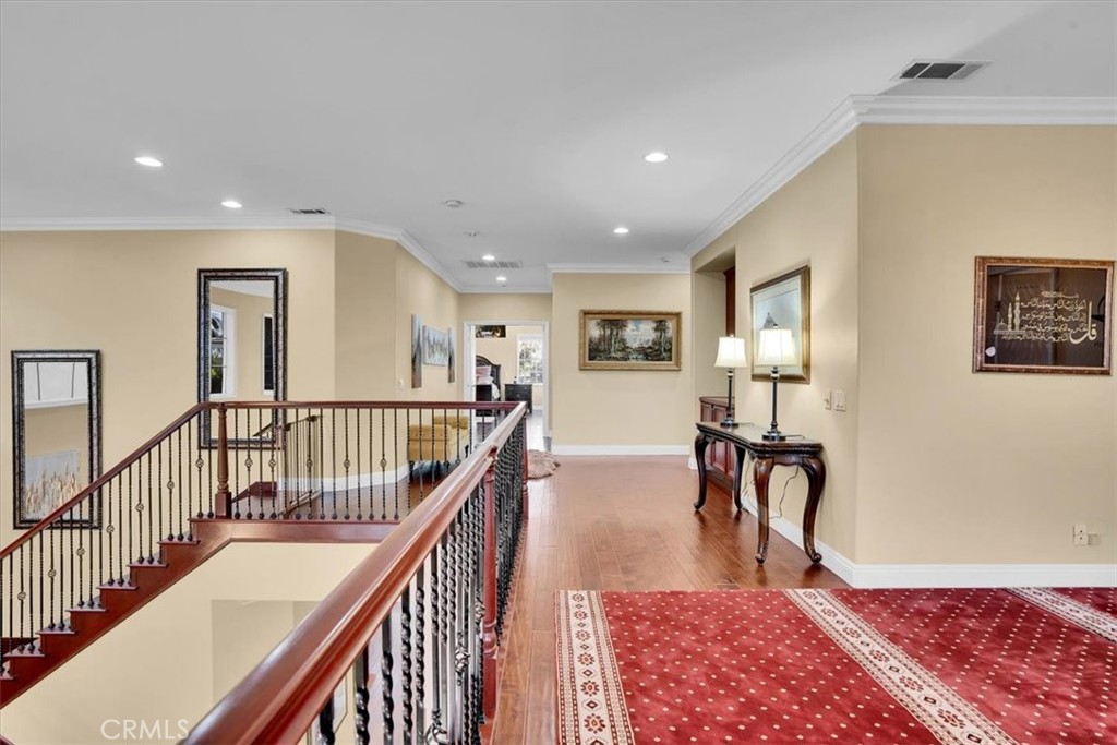 2125 Ridgeview Terrace Drive Long Beach, CA 90755 - Photo 29 of 58