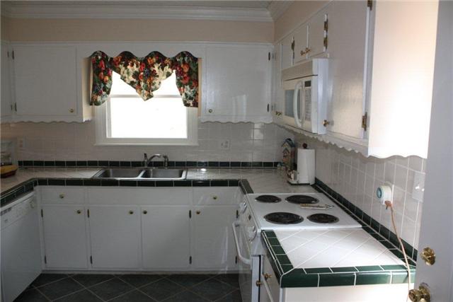347 Half Pone Road Erin, TN 37061 - Photo 6 of 19 Spacious Kitchen! Lots of countertop space and lots of cabinets
