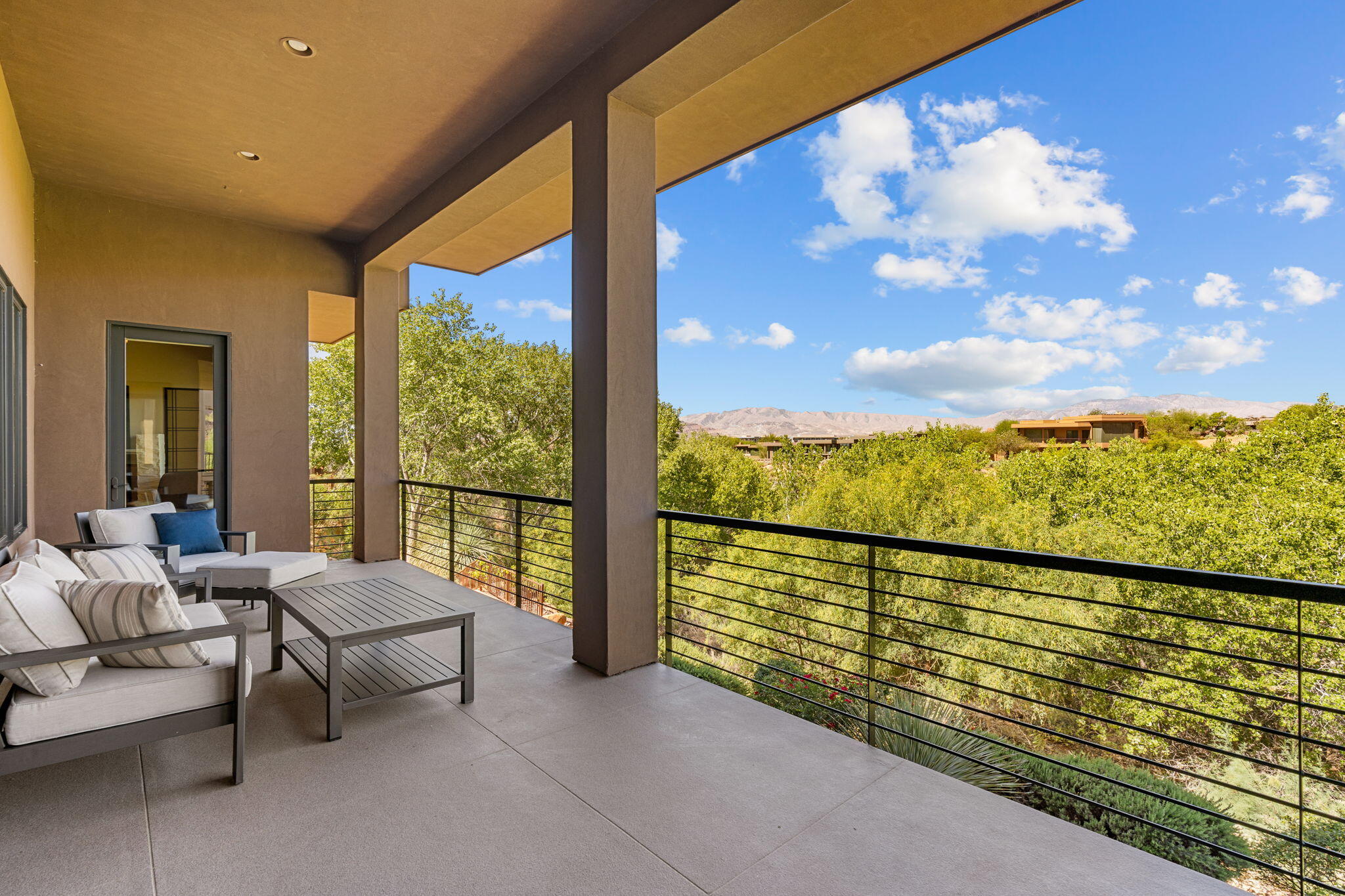 3052 Snow Canyon Parkway, Unit 98 St. George, UT 84770 - Photo 33 of 70 Large Balcony