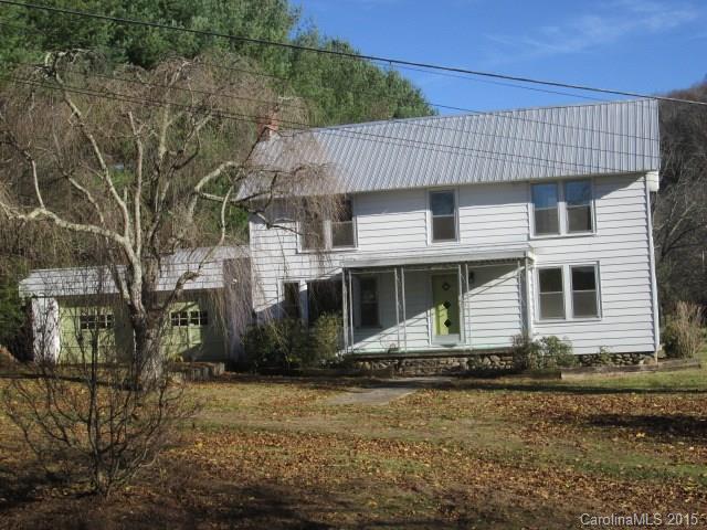 1700 Queentown Road Canton, NC 28716 - Photo 2 of 23