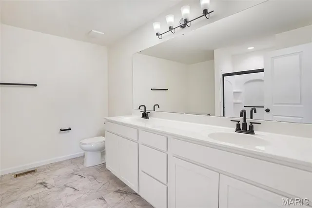 $556,589 | 35 Bluestem Court, Lake St. Louis, MO 63367