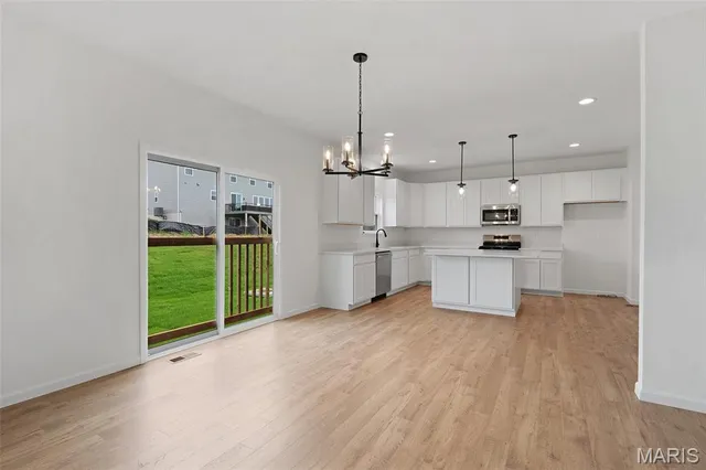 $556,589 | 35 Bluestem Court, Lake St. Louis, MO 63367