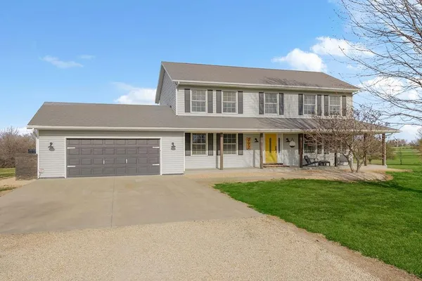 $725,000 | 992 East 750th Road, Lawrence, KS 66047