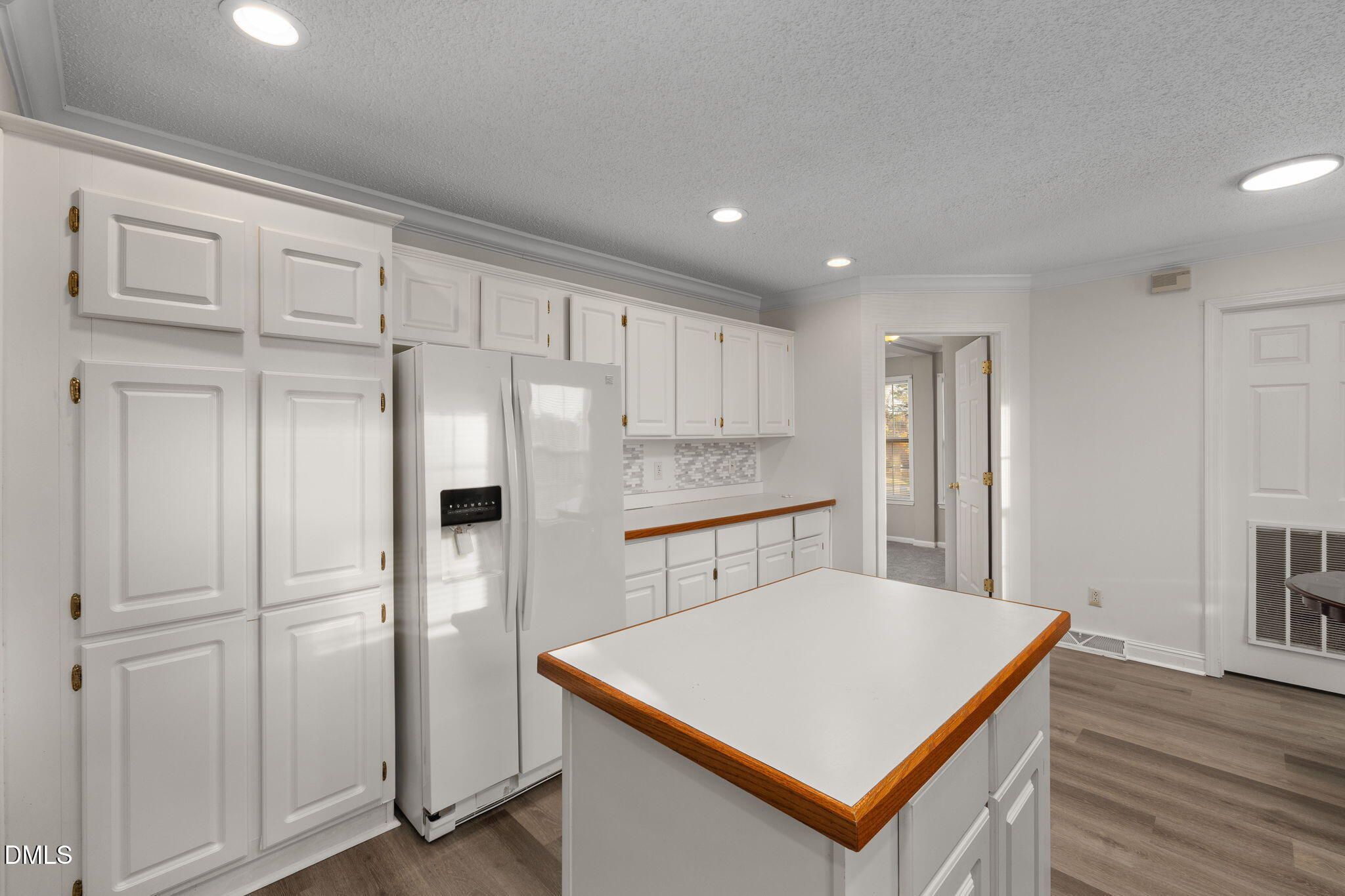 2850 Sanderford Road Raleigh, NC 27610 - Photo 18 of 34 18-web-or-mls-DX3A7350