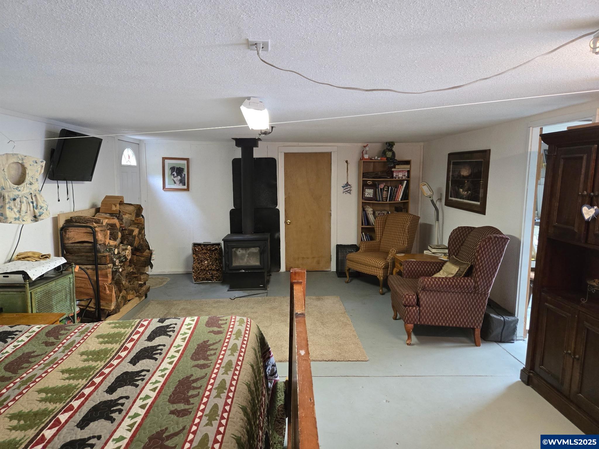 28130 Riggs Hill Road Foster, OR 97345 - Photo 18 of 22