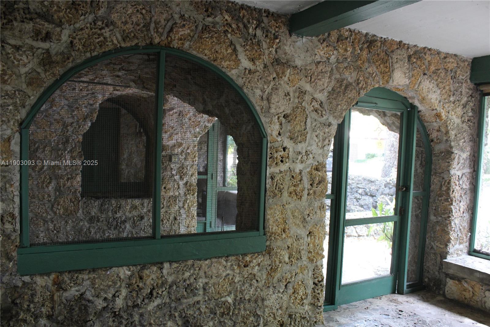 1301 Milan Avenue, Unit 1 Coral Gables, FL 33134 - Photo 13 of 36