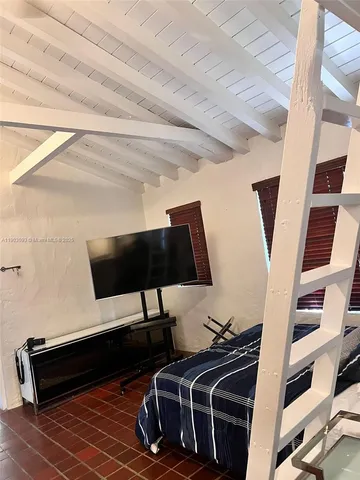 $2,400 | 1301 Milan Avenue, Unit 1, Coral Gables, FL 33134