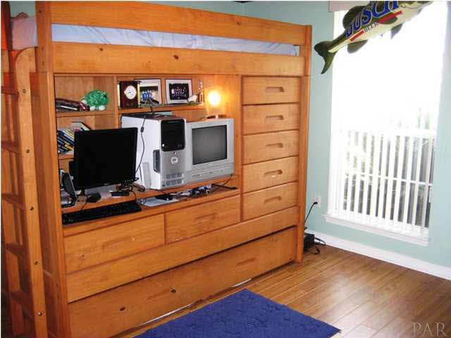 5861 Admirals Road Milton, FL 32583 - Photo 16 of 24 Additional bedroom