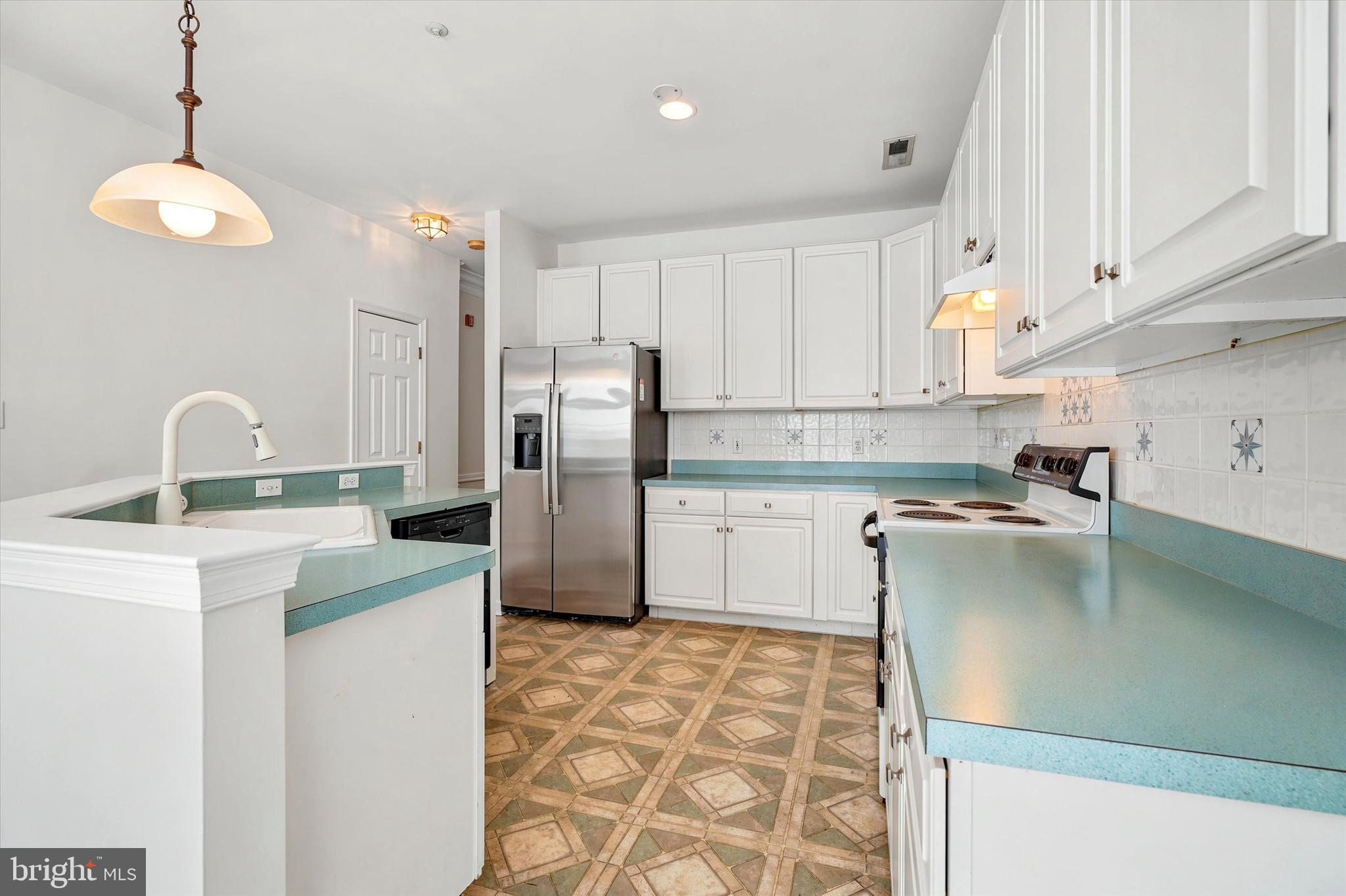 1493 Country Club Drive Springfield, PA 19064 - Photo 12 of 23