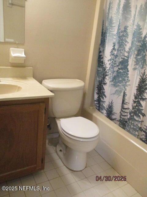 11375 Pine Loop Glen St. Mary, FL 32040 - Photo 10 of 33 a white toilet sitting next to a bath tub