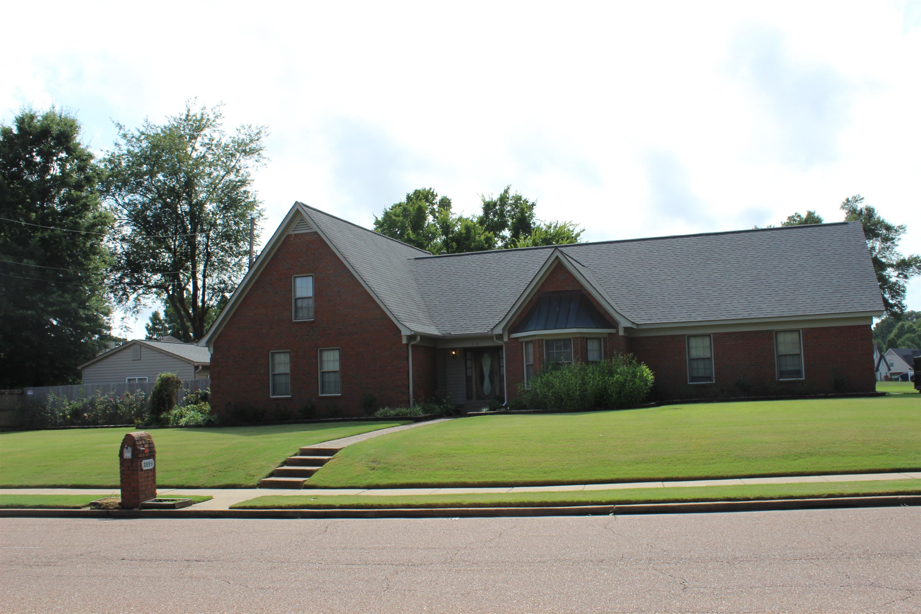 3835 Appling Road Bartlett, TN 38135 - Photo 1 of 21 Gallery Image 1