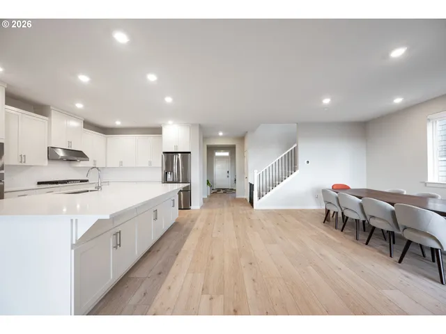 $899,900 | 16800 Southwest Dowitcher Lane, Beaverton, OR 97007