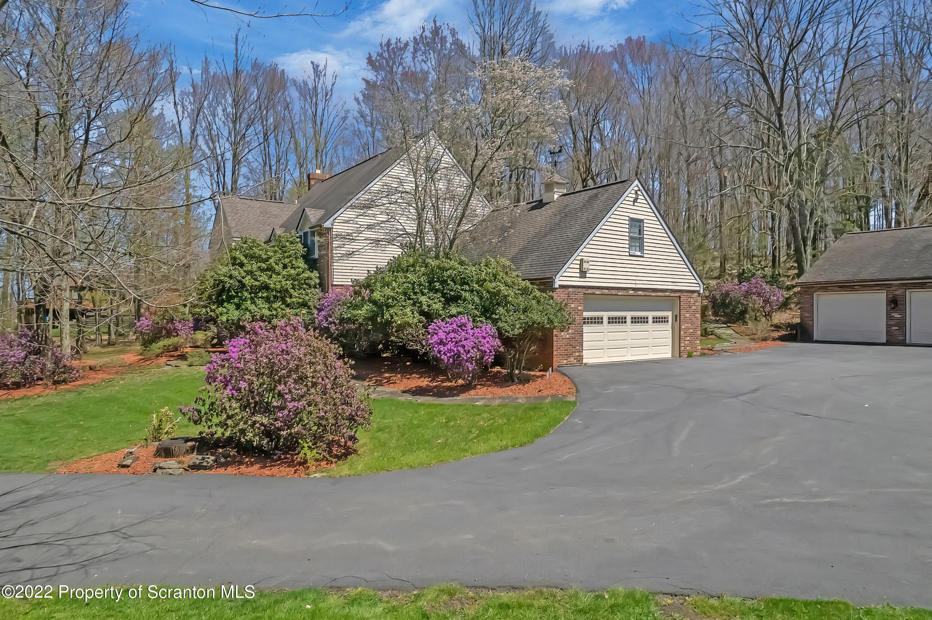1345 Glenview Road Clarks Summit, PA 18411 - Photo 2 of 65 Gallery Image 2