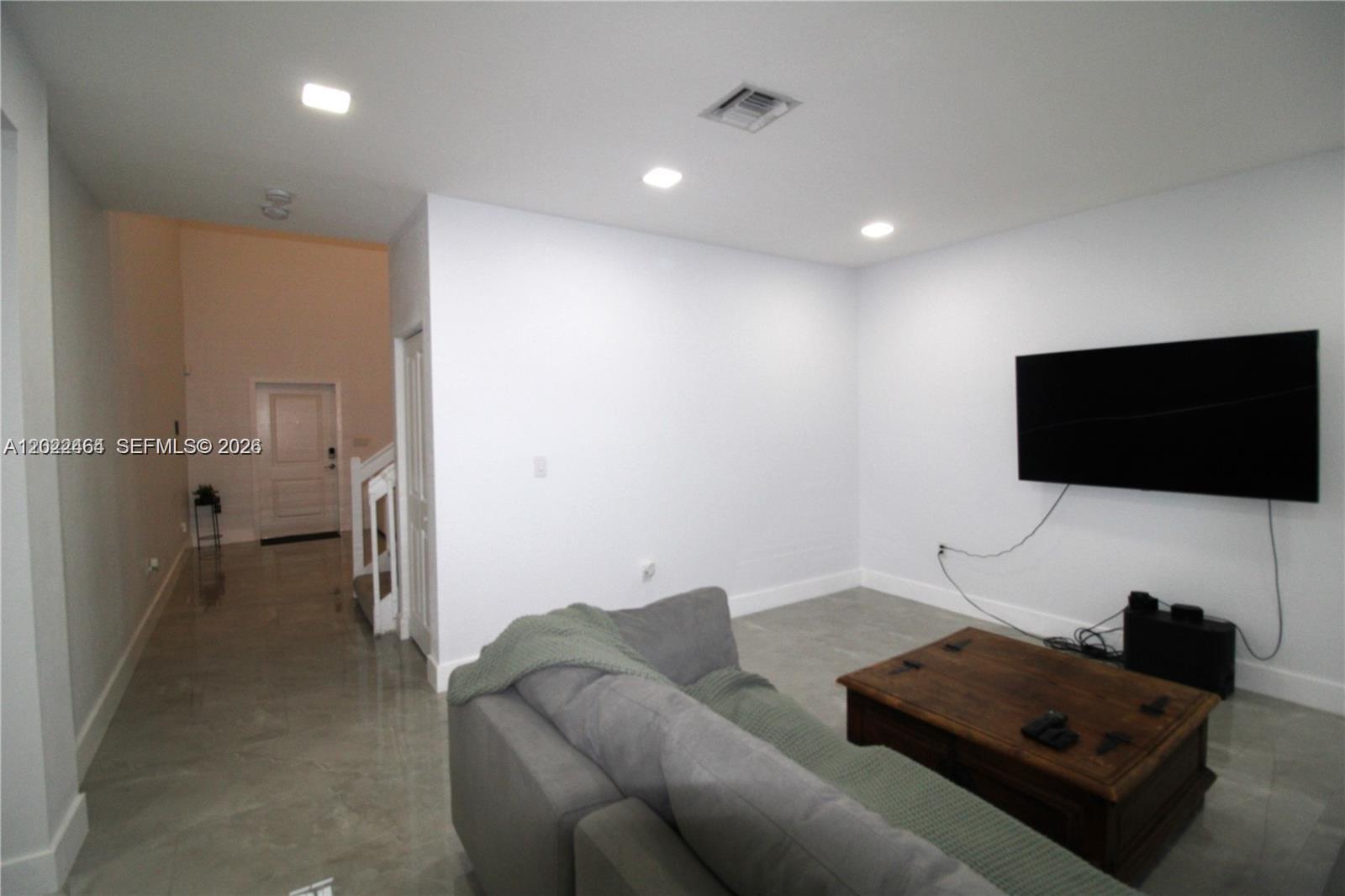 13413 Southwest 284th Terrace Homestead, FL 33033 - Photo 8 of 34