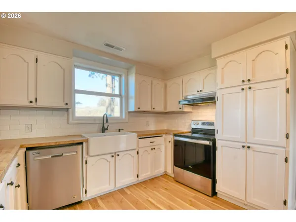 $450,000 | 1330 College Street, Echo, OR 97826