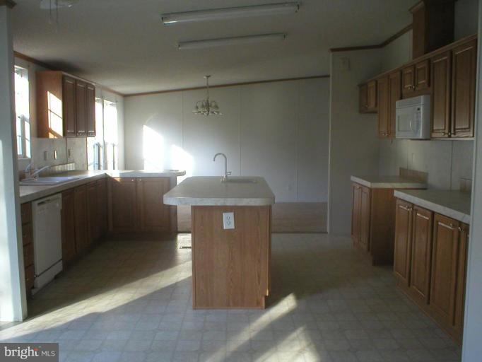 19243 Perimeter Road Milford, VA 22514 - Photo 4 of 8 Kitchen
