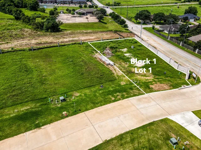 $67,980 | 2439 Oak Hollow Lane, Brenham, TX 77833