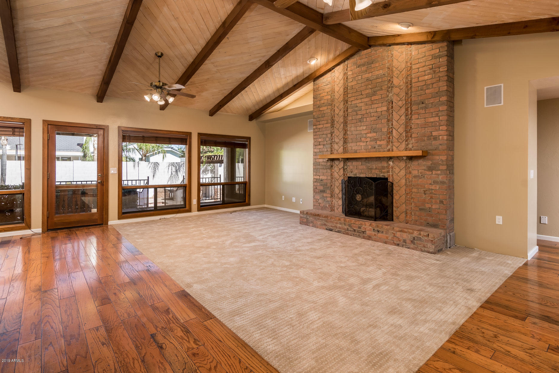 3844 East Decatur Street Mesa, AZ 85205 - Photo 8 of 46 Living Room