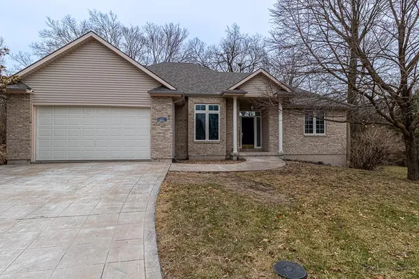 303 West 11th Street, Kearney, MO 64060