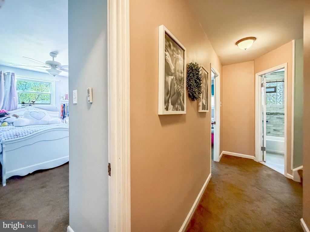 9015 Cloverly Road Philadelphia, PA 19136 - Photo 28 of 37 2nd Floor Hallway