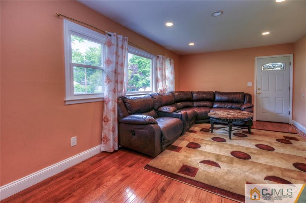 22 Colburn Road East Brunswick, NJ 08816 - Photo 11 of 20 Gallery Image 11