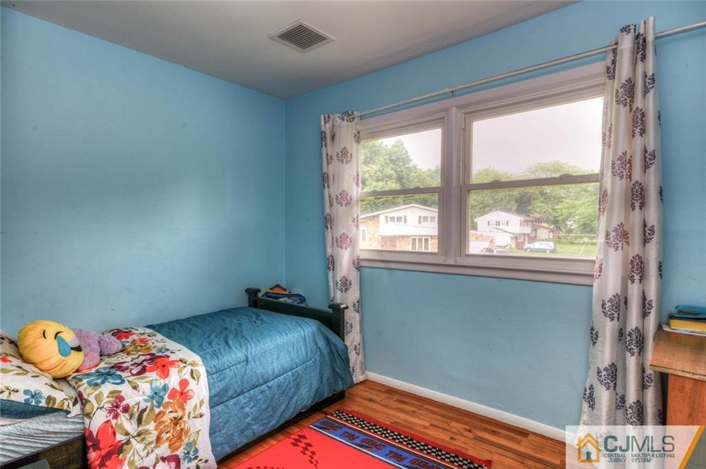 22 Colburn Road East Brunswick, NJ 08816 - Photo 18 of 20 Gallery Image 18
