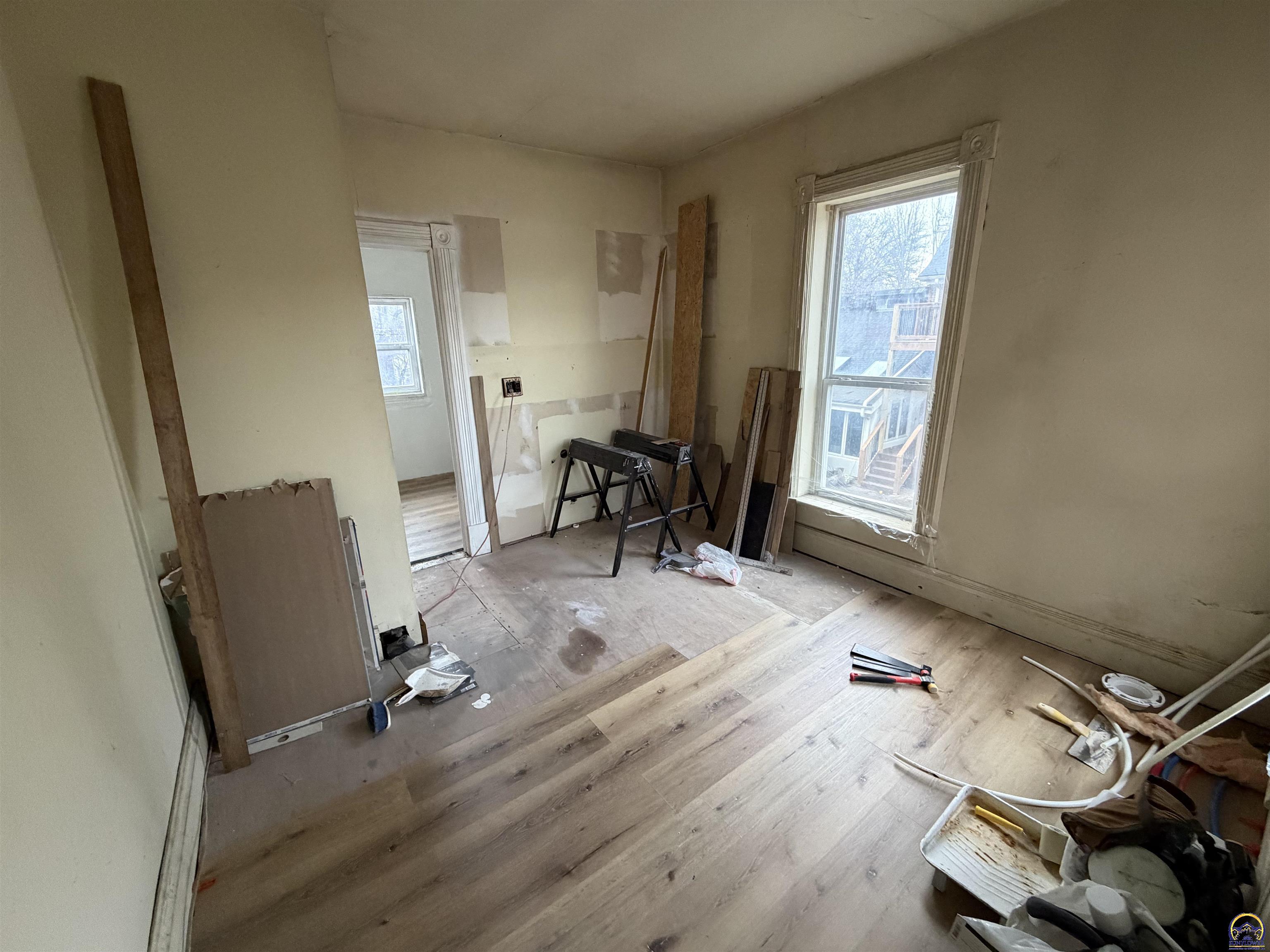 335 Southwest Western Avenue Topeka, KS 66606 - Photo 16 of 22