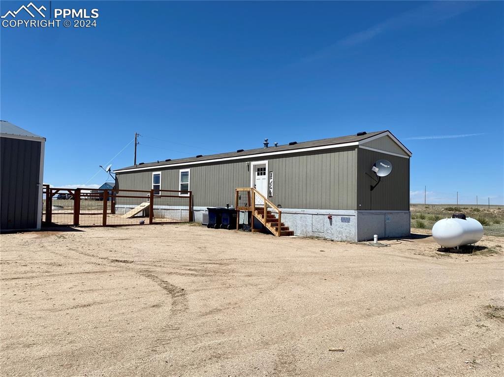 40555 Funk Road Ramah, CO 80832 - Photo 3 of 42