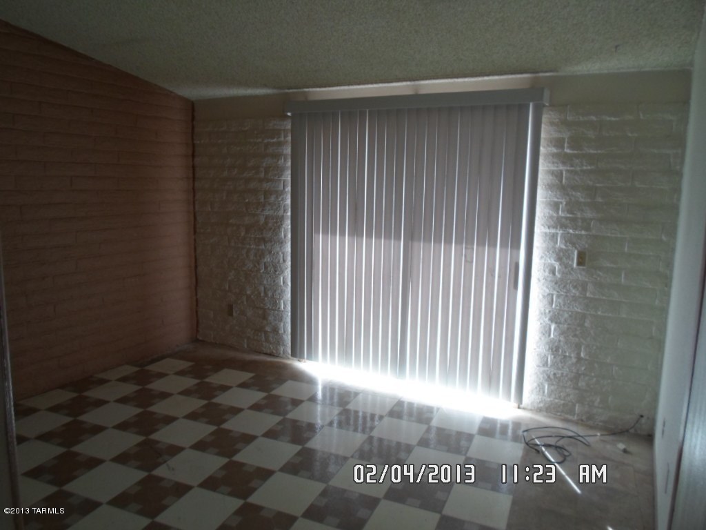 2471 Las Lomitas Road Tucson, AZ 85741 - Photo 8 of 16