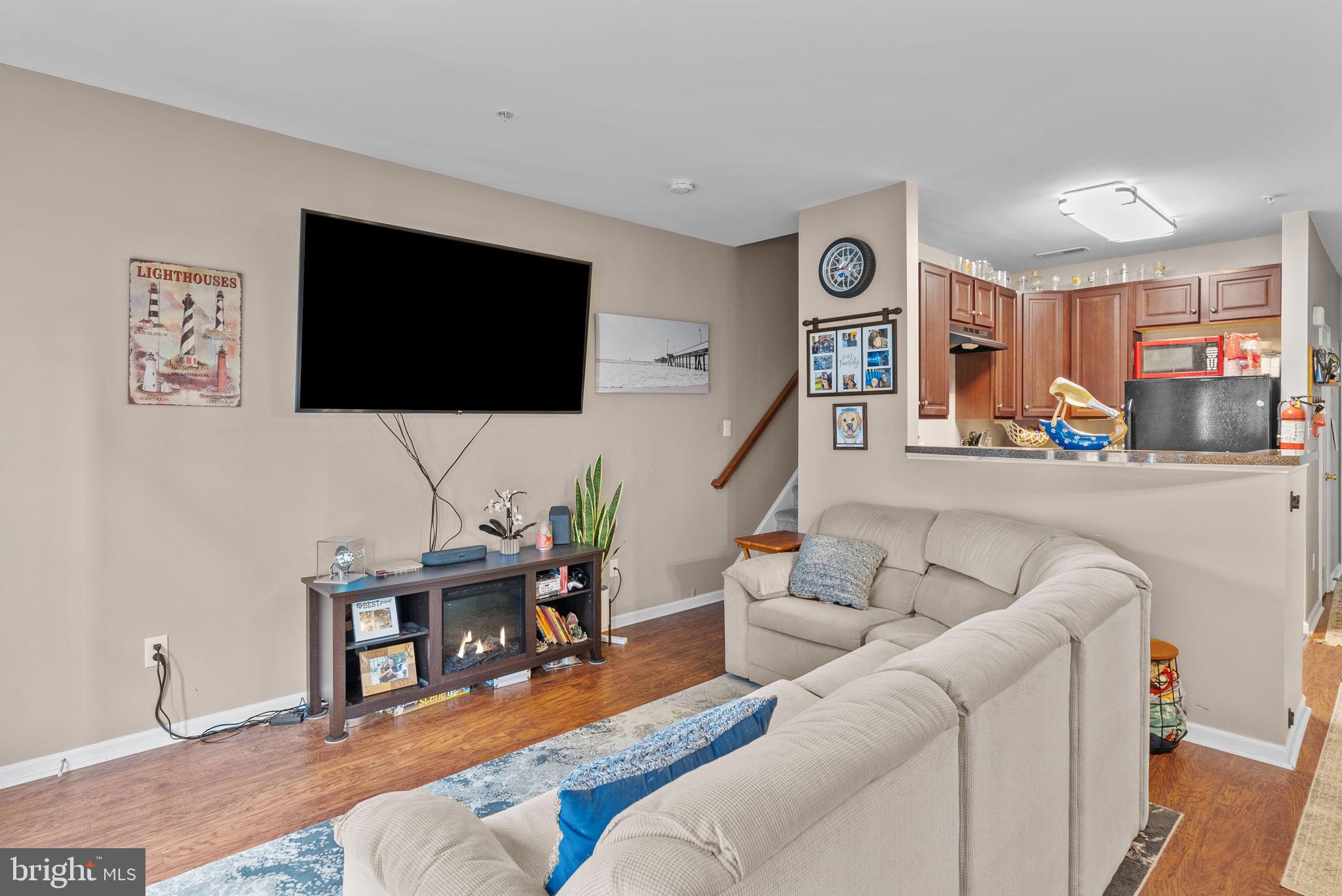 22 Teal Court Riverside, NJ 08075 - Photo 11 of 20 Living room to stairs