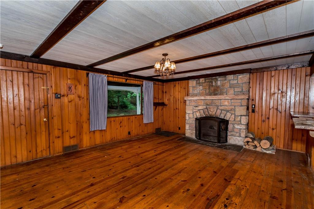 594 Nelson Road Farmington, PA 15437 - Photo 3 of 16 Gallery Image 3